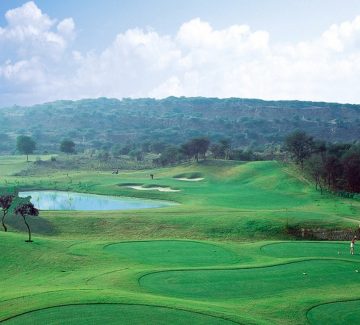 ITC Grand Bharat - Campo de Golf 1