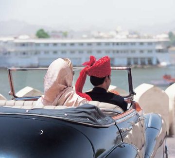 Taj Lake Palace Udaipur - Llegada en Auto Vintage
